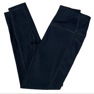 Victoria’s Secret black active leggings - size 2